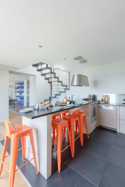 TY KOREJOU - splendide maison avec sauna les pieds dans l'eau House in Plouguerneau