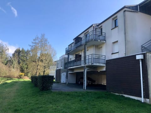 Property building, Balcony/Terrace