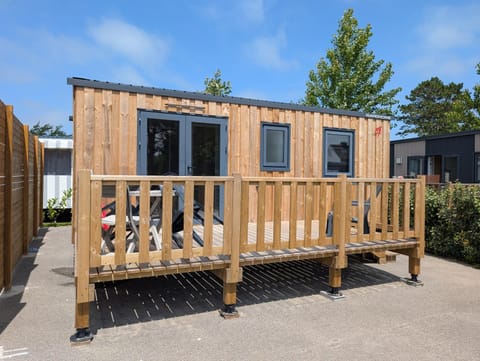 CAMPING LE COTE D'OPALE Campground/ 
RV Resort in Hauts-de-France