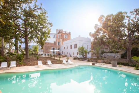 Property building, Natural landscape, Garden, Garden view, Pool view, Swimming pool, sunbed