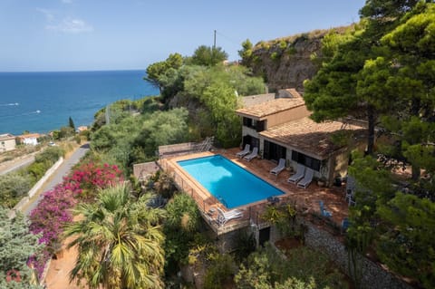 Sea view, Swimming pool