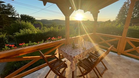 View (from property/room), Balcony/Terrace, Balcony/Terrace, Sunset