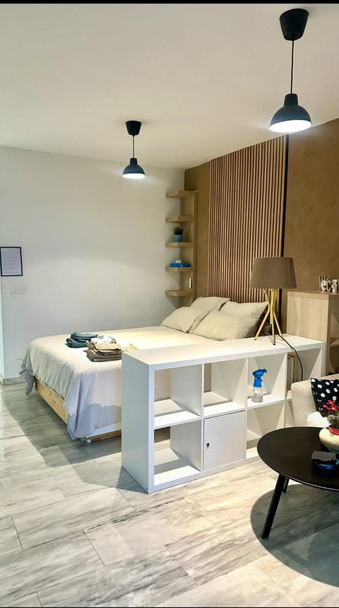 The pearl of Pinacho - Beach front & swimming pool Apartment in Estepona