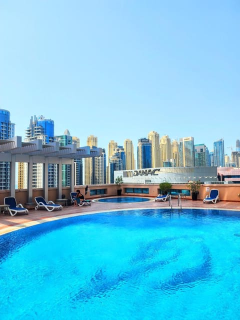 City view, Pool view, Swimming pool, sunbed