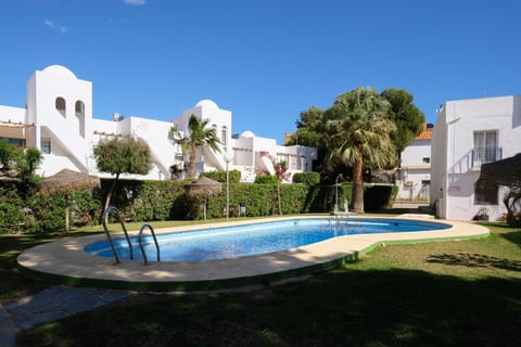 Garden, Swimming pool