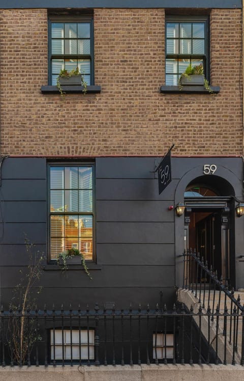 Property building, Facade/entrance