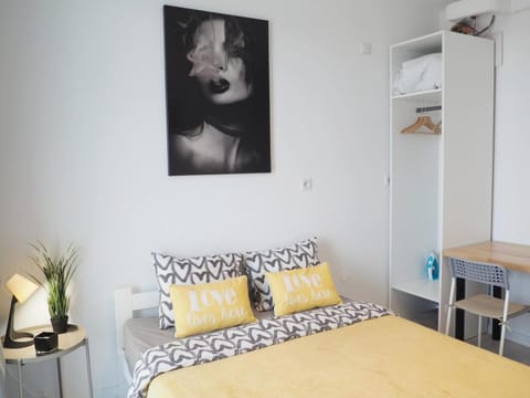 Bed, Bedroom