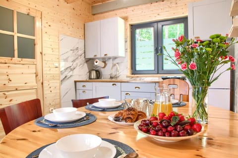 Kolorowe Domki Rewal, 200m do plaży, morza Uwielbiany przez rodziny z dziećmi House in West Pomeranian Voivodeship, Poland