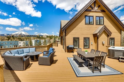 8 Mi to Keystone Home with Hot Tub in Dillon House in Dillon