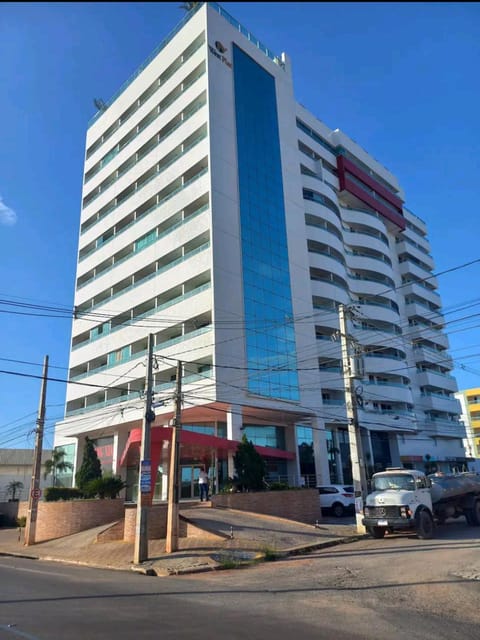 Property building, Day, Location