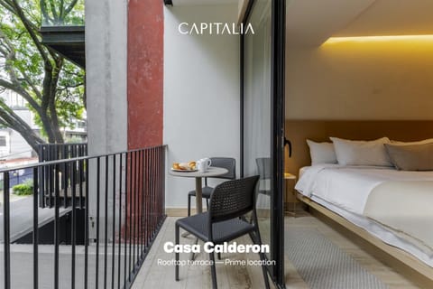 Bed, View (from property/room), Balcony/Terrace, Seating area, Dining area, Bedroom, Street view
