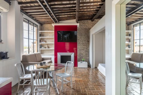 Living room, Dining area