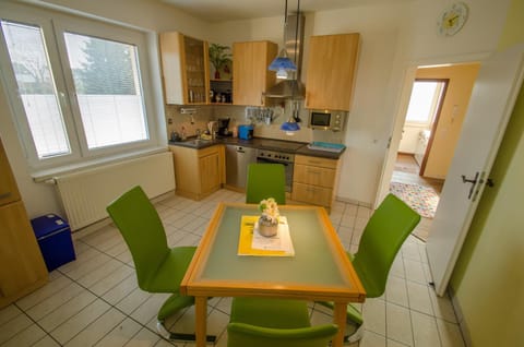 Kitchen or kitchenette, Photo of the whole room