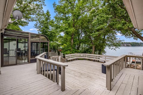 Unforgettable Lake Memories House in Lake of the Ozarks