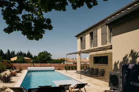Villa Moka - private pool House in L'Isle-sur-la-Sorgue