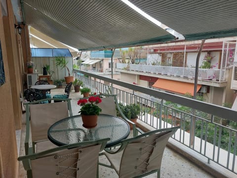 Patio, Day, Balcony/Terrace
