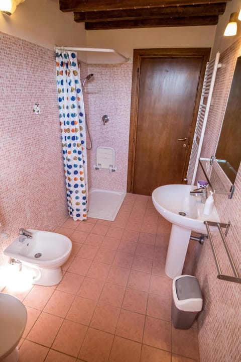 Agriturismo Il Canterino Farm Stay in Tuscany