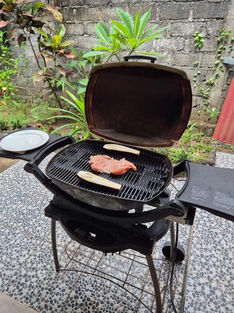 VILLA Surya 3 rooms , waterpool, near the ocean Villa in Karangasem Regency