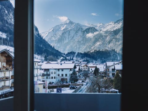 View (from property/room), Mountain view