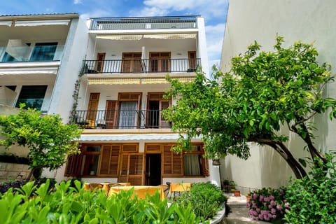 Property building, Garden