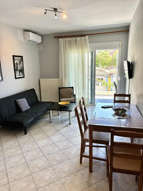 MIna Apartments 2 Nea Kallikrateia Apartment in Halkidiki