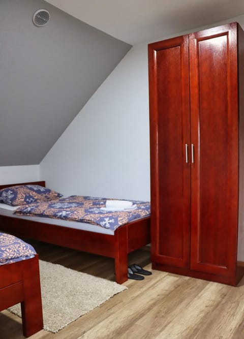 Bed, Bedroom, wardrobe