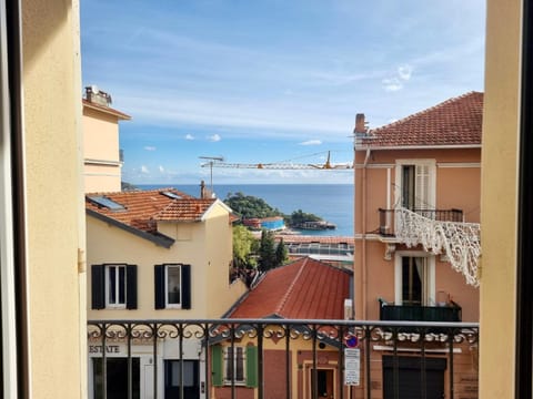 LARVOTTO Plage Monaco & Terrasse Apartment in Roquebrune-Cap-Martin