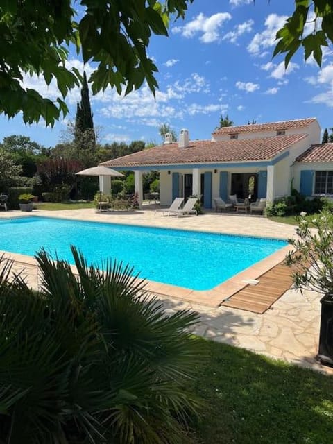 Property building, Pool view