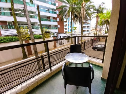 View (from property/room), Balcony/Terrace, Street view