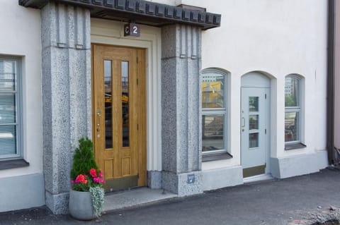 Property building, Facade/entrance