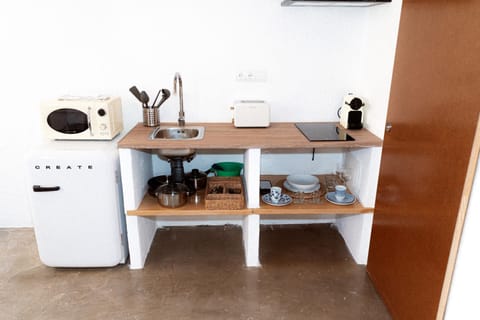 Kitchen or kitchenette, toaster
