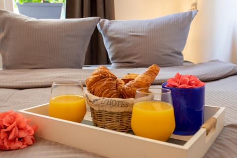 Bed, Breakfast