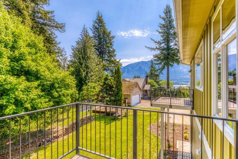 River Gorge View House in Stevenson