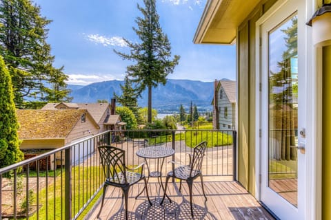 River Gorge View House in Stevenson