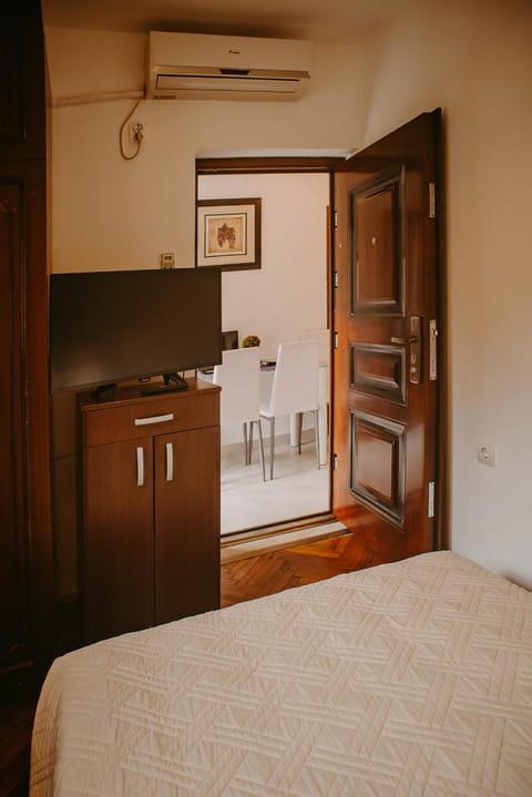 Azure Adriatic Apartment in Dobrota