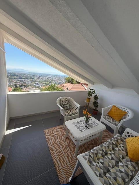View (from property/room), Balcony/Terrace, Sea view