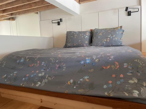 Perfect location & Parking Apartment in Antwerp