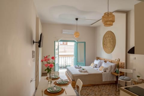Four Seasons Apartment in Chania