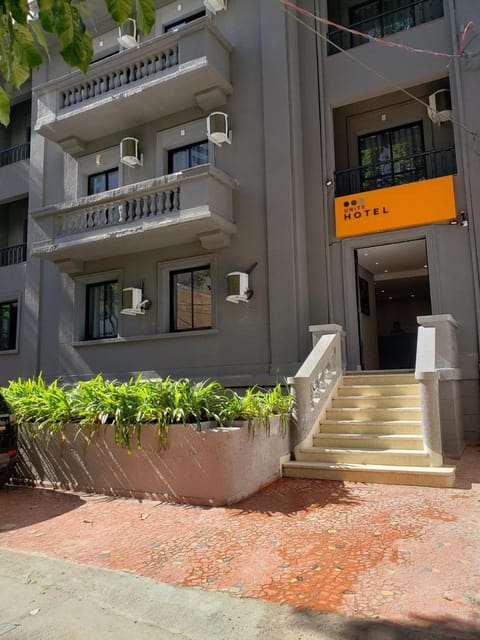 Property building, Facade/entrance