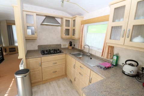 Hof Nieuwerkerk Chalet 2 Campground/
RV Resort in Zeeland, Netherlands