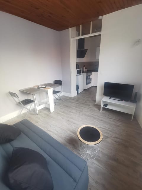 Appartement avec terrasse Apartment in Auvergne-Rhône-Alpes