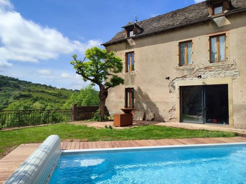 BBQ facilities, Swimming pool