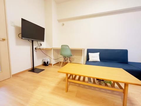 Living room, Photo of the whole room