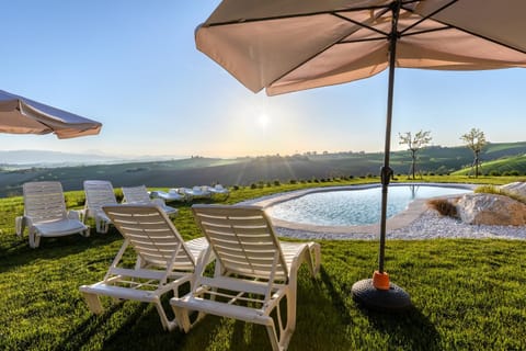 Day, Natural landscape, Garden view, Pool view, Swimming pool, sunbed