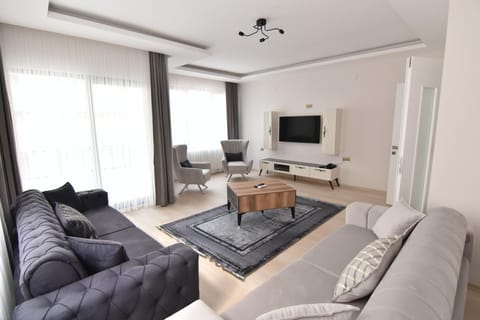 Communal lounge/ TV room, TV and multimedia, Living room, Seating area