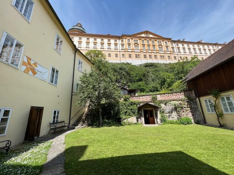 Day, Garden, Landmark view