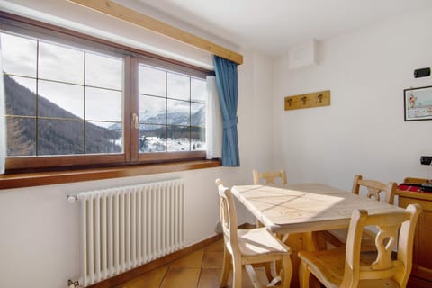 Residence Larice Bianco App n5 Apartment hotel in Canton of Grisons