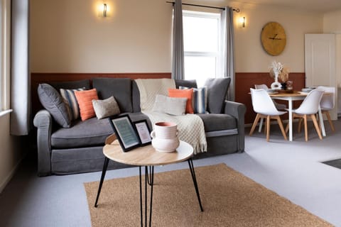 Living room, Dining area, Sea view