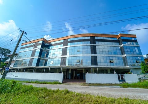 Property building, Day