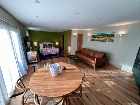 Living room, Seating area, Dining area, Bedroom